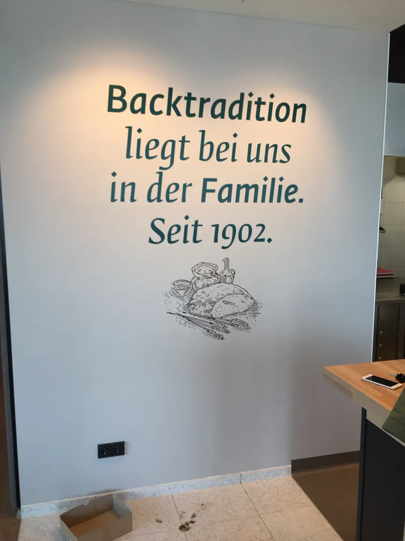 Folierung — folienschrift 2 — NEON Geissler
