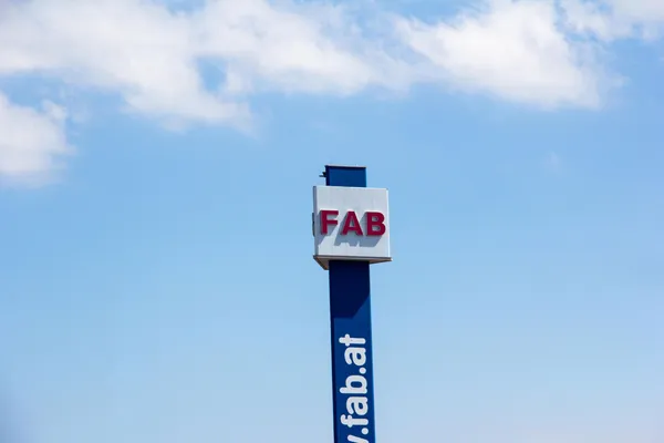 Illuminated pylon — turm fab — NEON Geissler