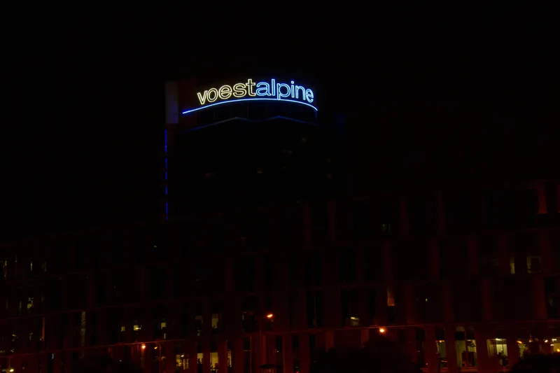 Referenzprojekt — voest 7 — NEON Geissler